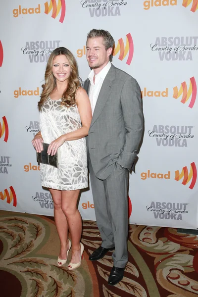 Rebecca Gayheart and Eric Dane arrive at the 21st Annual GLAAD Media Awards — Stock Photo, Image