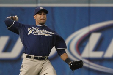 Oscar salazar atar outfield oyun sırasında gelen