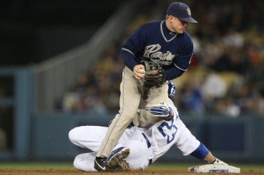 Casey blake bağları david eckstein yukarı ve bir çift oyun oyun sırasında engel olur.