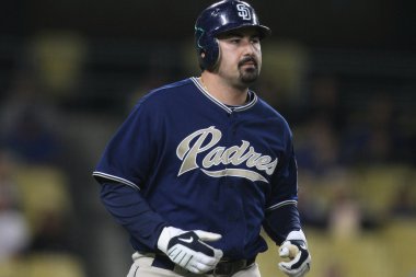 Adrian gonzalez, kasıtlı olarak oyun sırasında yürüdü sonra ilk aşamaya jogs