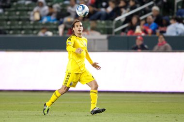 Sebastian miranda major league soccer oyun sırasında top denetler