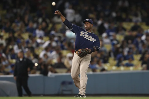 MIGUEL TEJADA throws to first during the game — Stock Photo, Image