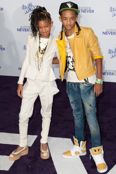 JADEN SMITH, and WILLOW SMITH arrive at the Paramount Pictures Justin Bieber: Never Say Never premiere — Stock Photo, Image