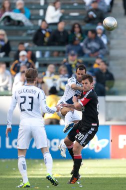 Juninho stephen king ile oyun sırasında çarpışır.