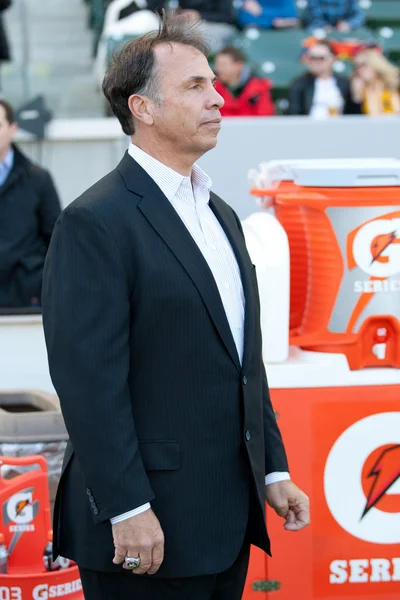 Bruce arena innan major league soccer spelet — Stockfoto