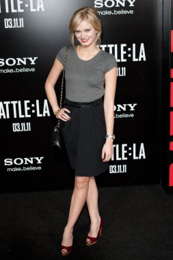 Sara paxton columbia resimleri galasında geldi