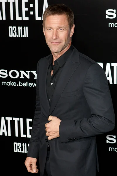 Aaron Eckhart arrive à Columbia Pictures première — Photo