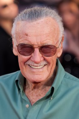 los angeles galasında Stan lee geldi