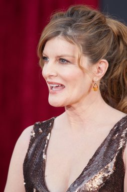Rene russo los angeles galasında geldi