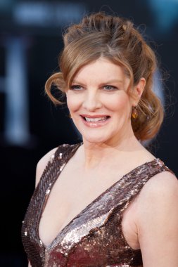 Rene russo los angeles galasında geldi