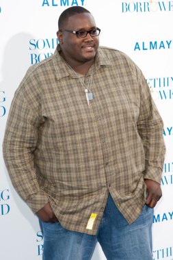 Quinton aaron geldi los angeles galasında