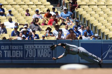 Jonny gomes dalış catch oyun sırasında yapar.