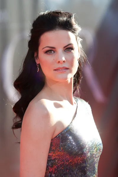 Jaimie Alexander arrives at the Los Angeles premiere — Stock Photo, Image