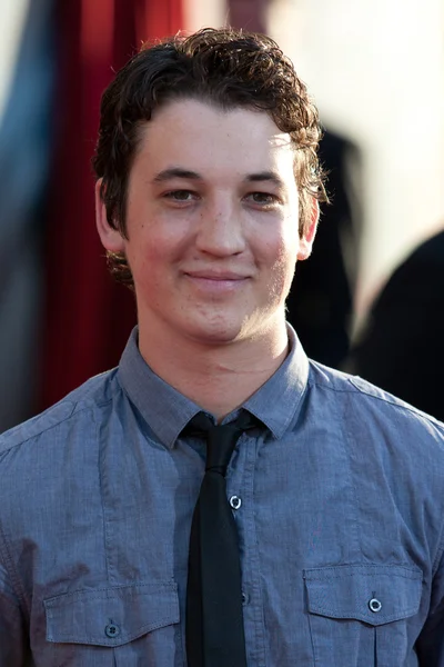 Miles Teller arrives at the Los Angeles premiere — Stock Photo, Image