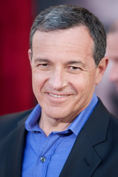 Robert iger kommt zur los angeles premiere — Stockfoto