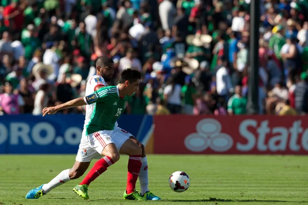 Efrain velarde van mexico en gabriel gomez van panama — Stockfoto