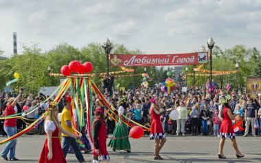 Irkutsk sokakların şehir günü onuruna tören