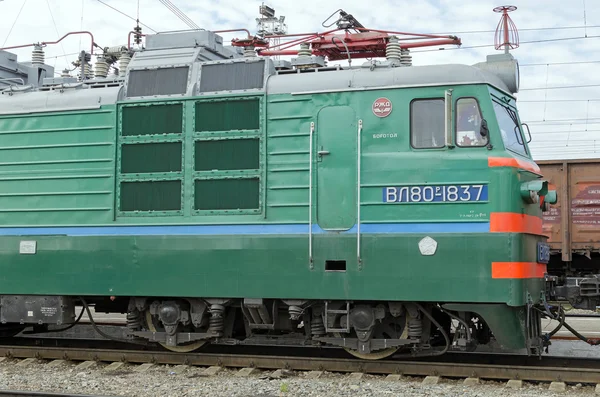 Locomotiva principal de mercadorias — Fotografia de Stock