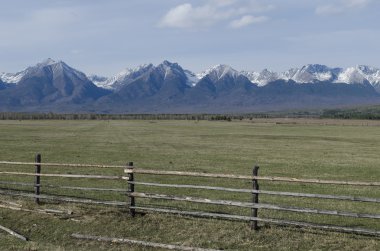 sayan Dağları. tunkinskaya Vadisi, buryatia