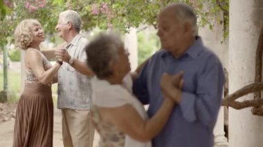 aktif yaşlılar ve Rekreasyon