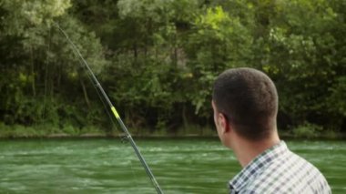 balıkçı Nehri üzerinde