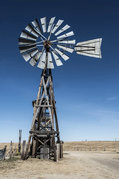 Windmill in the Ghost Town — Stock Photo, Image