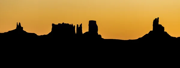 Panoramic Landscape view of Monuments Valley in USA — Stock Photo, Image