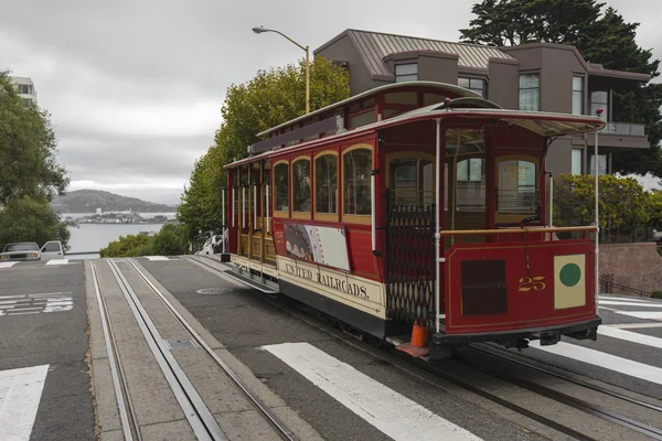 Kolejka linowa w San Francisco — Zdjęcie stockowe