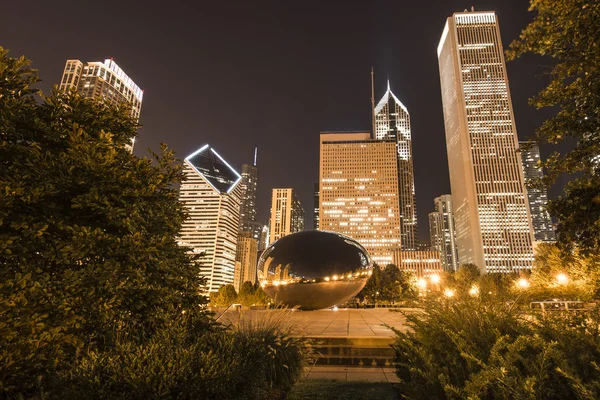 bulutlar kapısı Chicago millenium Park Manzaralı