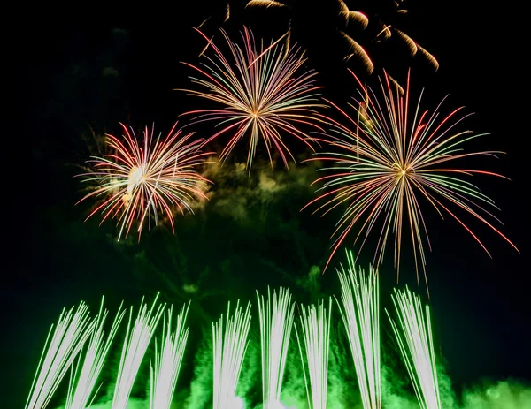 Colorful Fireworks over Night Sky — Stock Photo, Image
