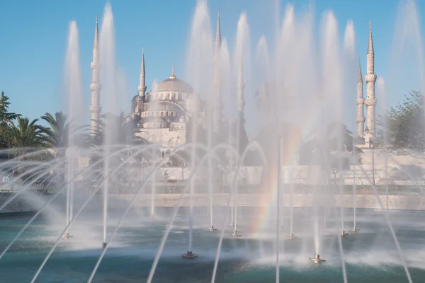 Közel Kék mecset Isztambulban Fountain — Stock Fotó