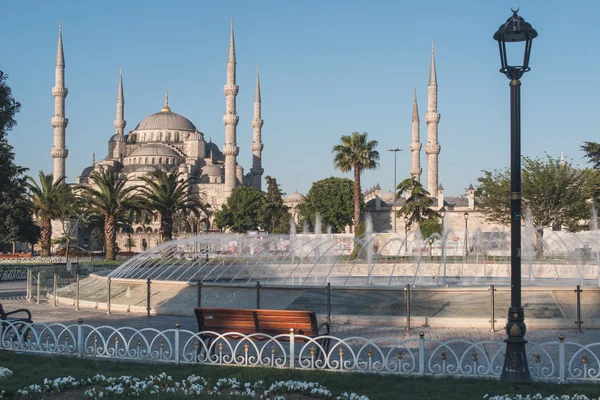 Közel Kék mecset Isztambulban Fountain — Stock Fotó