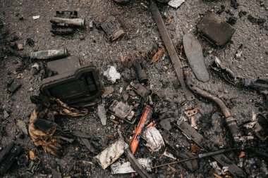 Borodyanka, Kiev bölgesi, Ukrayna. 08 Nisan 2022: Özgür Borodynka köyünde Rus mühimmatı 