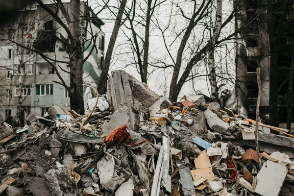 Borodyanka Región Kiev Ucrania Abril 2022 Edificio Destruido Después Ocupación — Foto de stock gratis