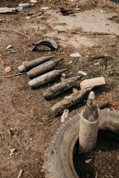 Borodjanka, Gebiet Kiew, Ukraine. 08. April 2022: Russische Munition im befreiten Dorf Borodynka — Stockfoto