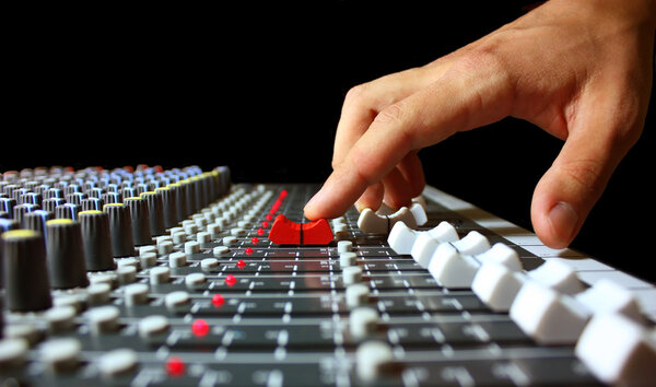 Audio mixer