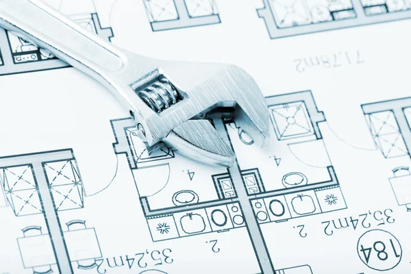 扳手和计划 — 图库照片