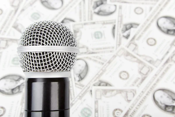 Microphone and money — Stock Photo, Image