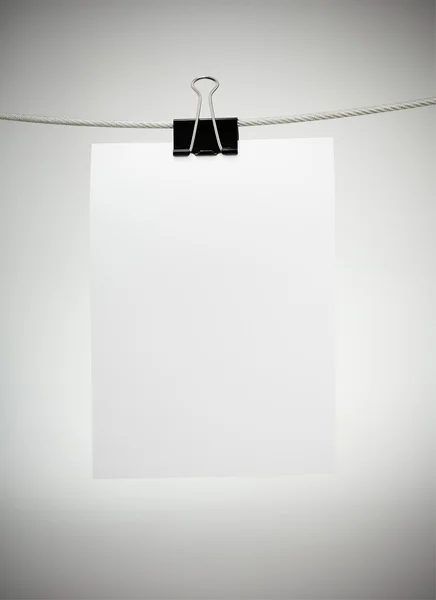 Branco em branco na corda — Fotografia de Stock