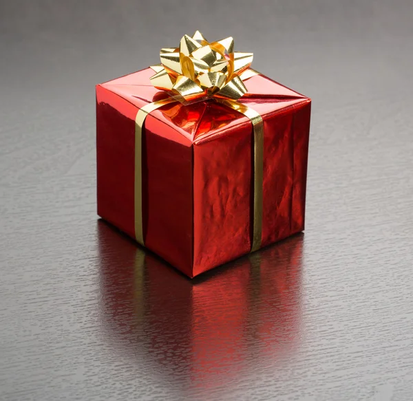 Presentes de Natal com Arco — Fotografia de Stock