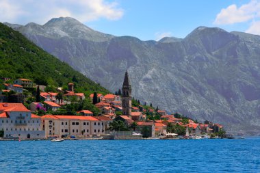 Perast şehir
