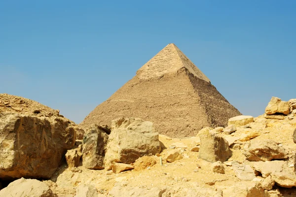 Egyptiska pyramid — Stockfoto