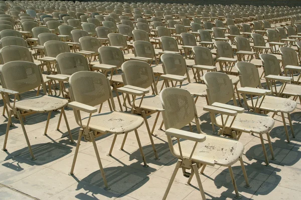 Bir satır sandalyeler — Stok fotoğraf