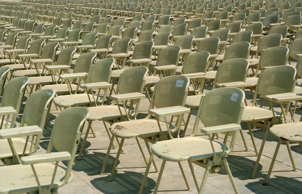 Bir satır sandalyeler — Stok fotoğraf