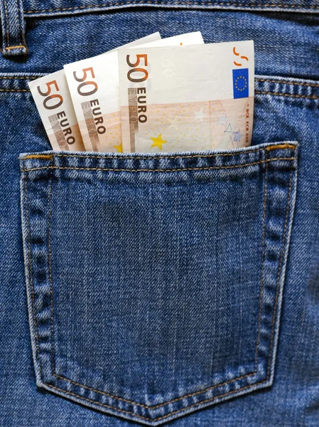 50 kağıt Mavi Jeans cebinde