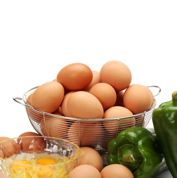 Яйця і свіжа зелена паприка — стокове фото