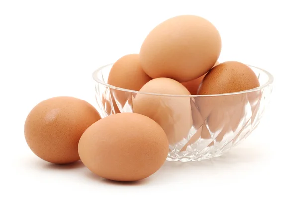 Ägg isolerade på den vita bakgrunden — Stockfoto