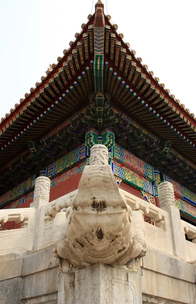 Peking: Drachenkopf, kaiserliches Entwässerungssystem der verbotenen Stadt — Stockfoto