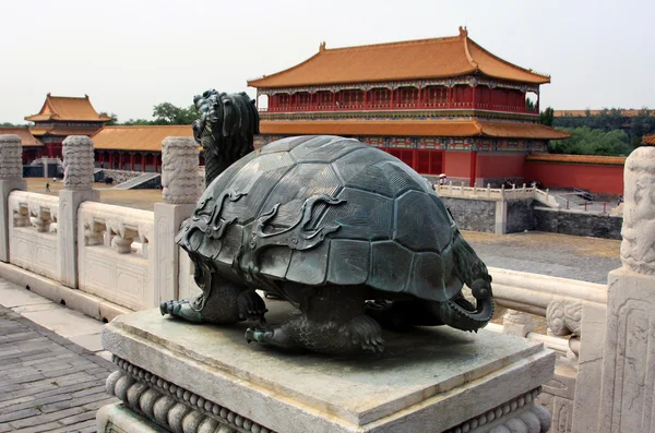 Bronze tortoise — Stock Photo, Image