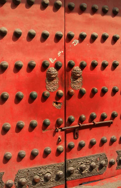 Red door — Stock Photo, Image